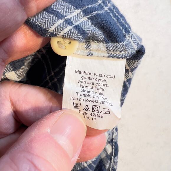 J. Crew Flannel Button Shirt Woman M Blue White Check Secure Pocket Snuggle Cozy - Picture 8 of 10